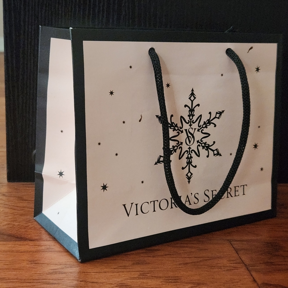 Victoria's Secret Pink and Black Holiday Gift Bag